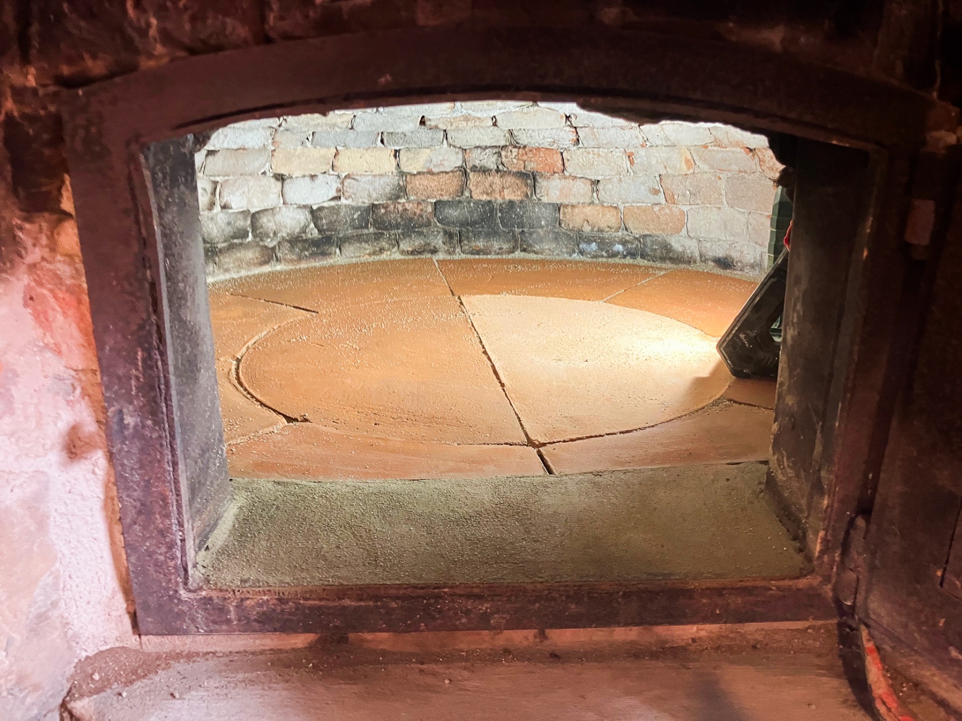 L'interno del forno a volta